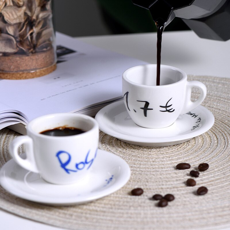 Retro Alphabet Espresso šalice s tanjurićima 80ml/2.5oz Set keramičkih šalica za kavu Male demitasse šalice Set malenih šalica za kavu