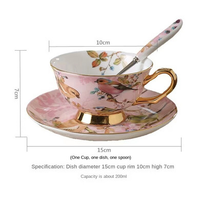 Seturi de cești de cafea și farfurii Set de căni de ceramică de lux din ceramică în stil vintage.