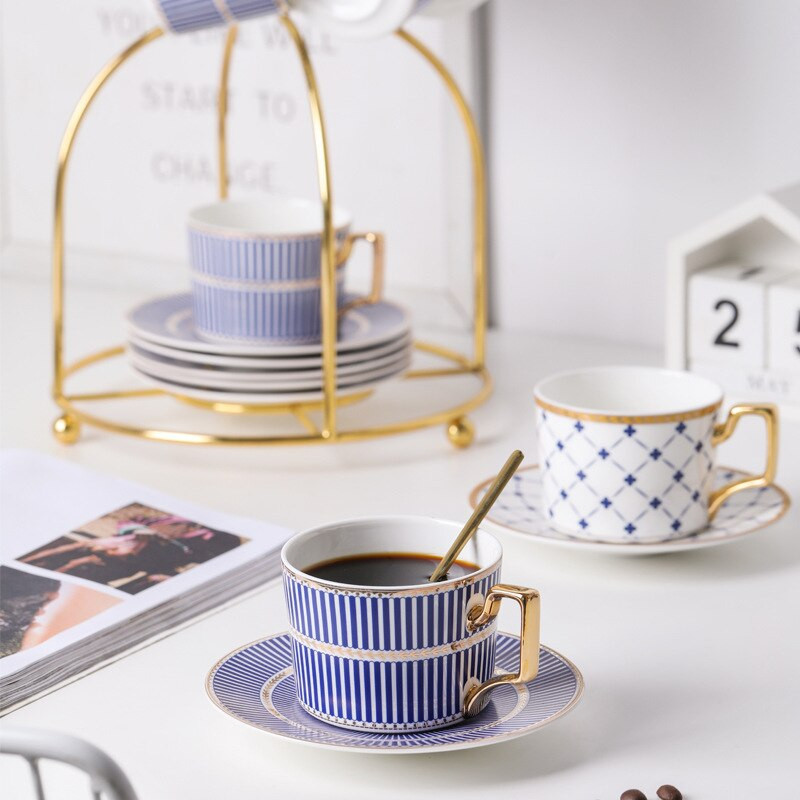 Ceașcă de cafea din ceramică cu farfurie Nordic Light Luxury Bone China Ceai de ceai de după-amiază Cana delicată espresso cu lingură Design de set de ceai