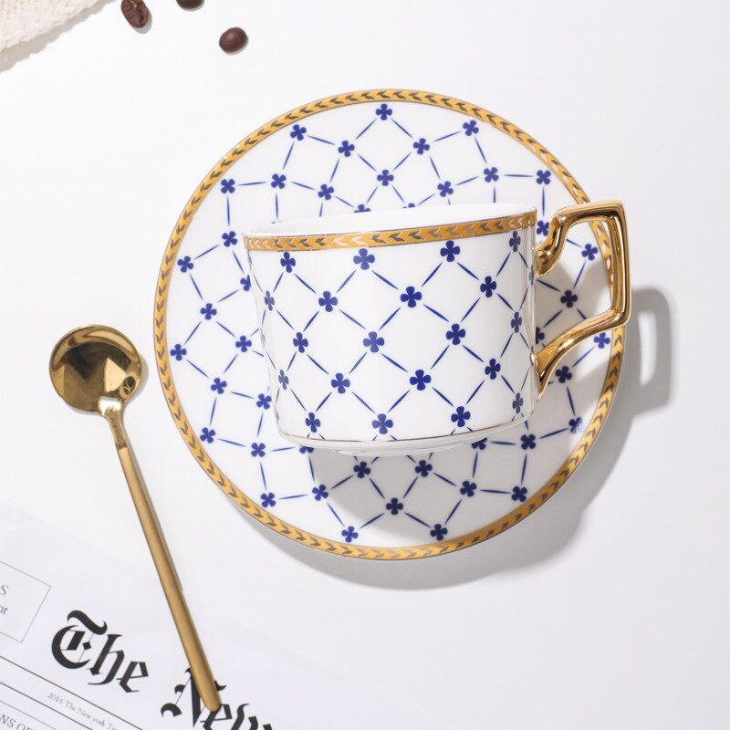 Ceașcă de cafea din ceramică cu farfurie Nordic Light Luxury Bone China Ceai de ceai de după-amiază Cana delicată espresso cu lingură Design de set de ceai