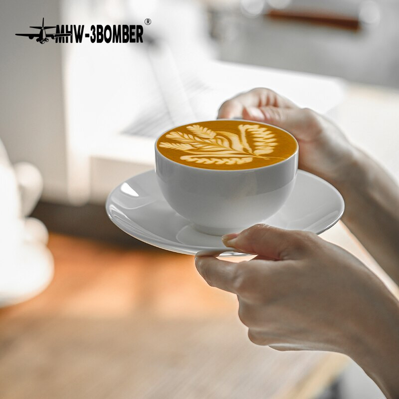 Kávésbögrék Bone China kerámia kávéscsésze 180ml 300ml kávéscsésze és csészealj készletek Latte csésze Cappuccino csésze ultravékony falú