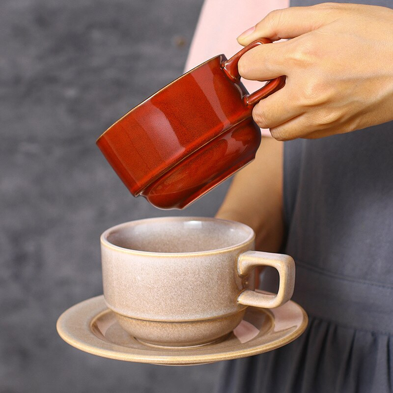 250 ml-es kerámia kávéscsésze és csészealj Könnyű luxus Retro egyszerű bögre Délutáni tea Divat bögre dizájn Utazási reggeli Latte csészék D