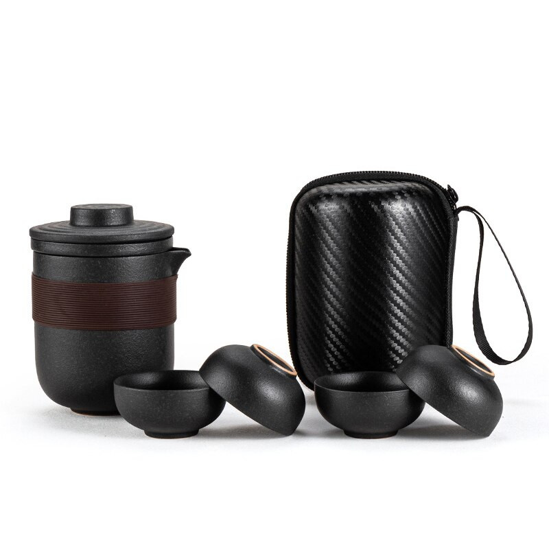 Prijenosni set za putni čaj uključuje 1 čajnik, 4 šalice za čaj, prekrasan i jednostavan kuhalo za vodu, kineski keramički prijenosni čajnik gaiwan
