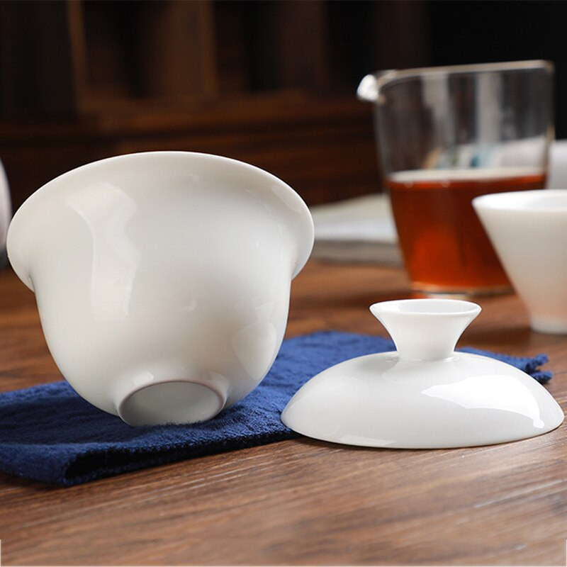 Kiváló minőségű hordozható teáskészlet Tartalmaz 3 teáscsészét 1 GaiWan 1 zacskót, kínai utazási fehér porcelán Kung Fu teáscsészét Ingyenes szállítás B32