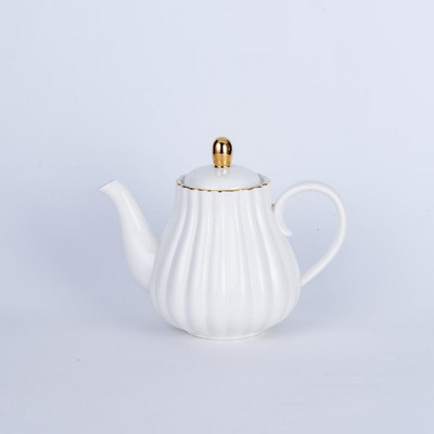 1db Közvetlenül eladó új klasszikus Golden Bee csíkos délutáni tea kávé tejlé italkancsó könnyű luxus máz plusz aranykerámia