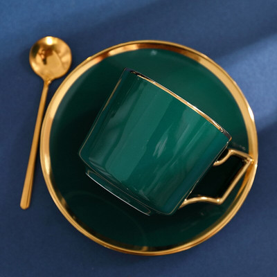 Green Ceramics Kreatív csésze és csészealj Porcelán egyszerű teáskészletek Szobai kávéscsészék Tazas Para Cafe Konyhai edények