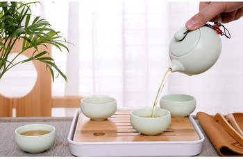 Нов стил 1 чайник 2 чаени чаши 1 торбичка Сервиз за чай, красив и лесен чайник чайник Чаша за кафе Китайски пътен керамичен преносим чайник