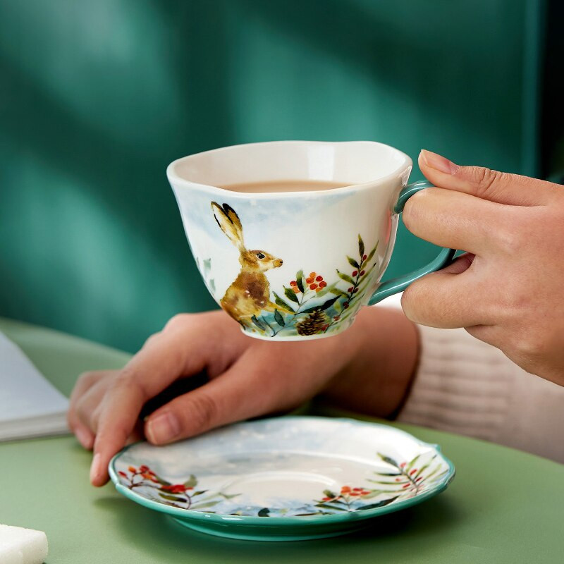 Rankomis dažytas keraminis puodelis su lėkštėmis Pusryčių puodelis Miško gyvūnai Puodeliai Kavos puodelių rinkinys su desertine lėkšte