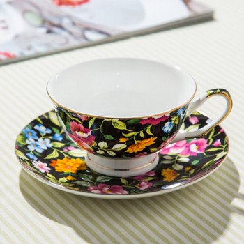 Flower Design European Bone china σετ καφέ Κορυφαίας ποιότητας Φλιτζάνι καφέ από πορσελάνη και πιατάκι Πολυτελή δώρα Μαργαριτάρι γλάσο