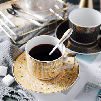 Nordic Style Bone China Coffee Poucer Poucer Σετ κουταλιού 220ml British Cafe Porcelain Tea Cup Advanced Ceramic Cup