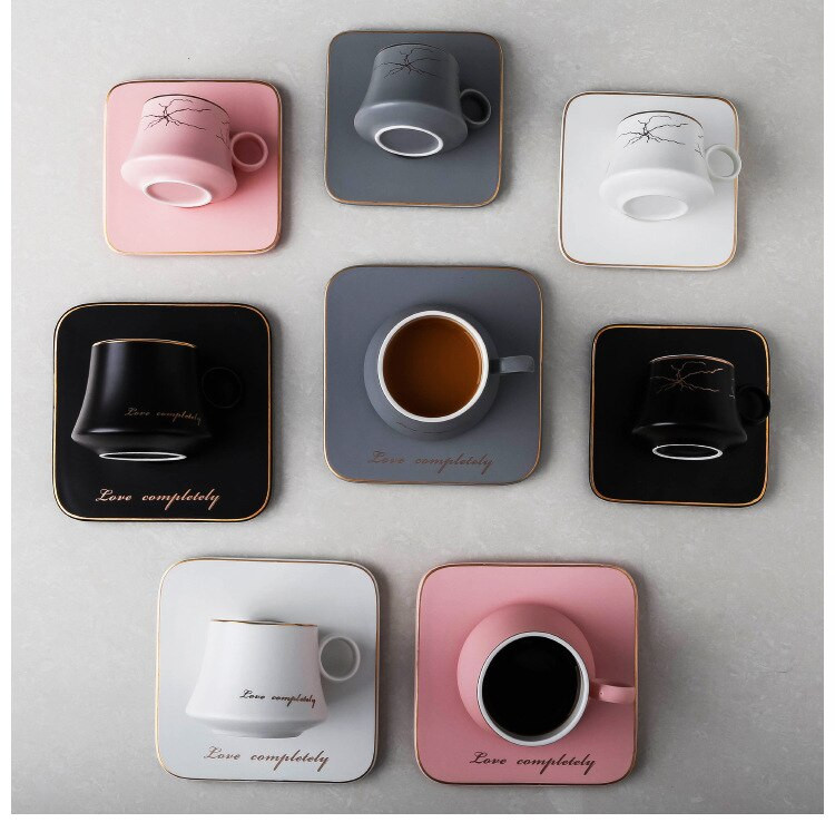 Espreso kavos puodelis ir lėkštė 80 ml ir lėkštės spalvotas dėžutės rinkinys lengvas prabangus Pnompenio poros verslo dovanų puodelis mažos talpos