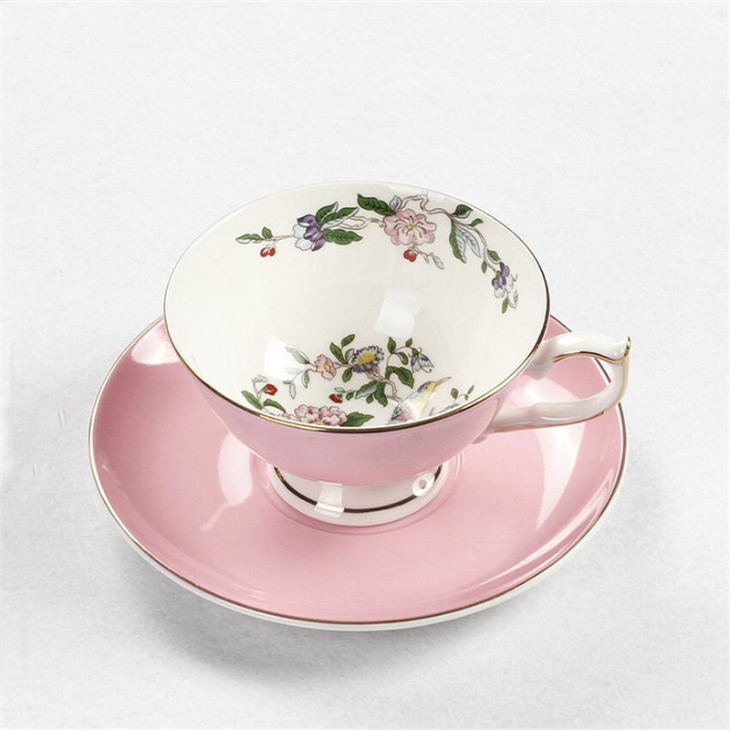 Európai csontporcelán kávéscsésze és tányér kávés csésze készlet torta tányér Western Restaurant délutáni tea csésze country stílusú teáscsésze
