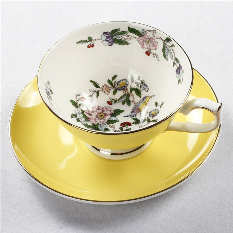 Európai csontporcelán kávéscsésze és tányér kávés csésze készlet torta tányér Western Restaurant délutáni tea csésze country stílusú teáscsésze