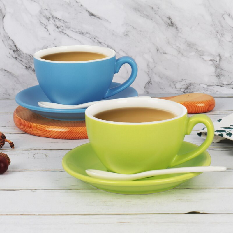 Kávéscsésze matt kerámia bögre Cappuccino Latte porcelán italos edények teáscsészék és csészealj készletek 220 ml-es születésnapi ajándék kávé edénykészletek
