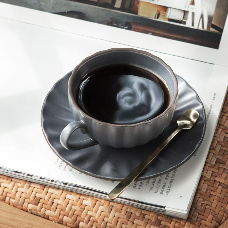 Căni de cafea din ceramică Seturi de căni și farfurioare retro în stil nordic, ceașcă de cafea din China osoasă, băuturi simple, seturi de veselă cu lapte pentru micul dejun