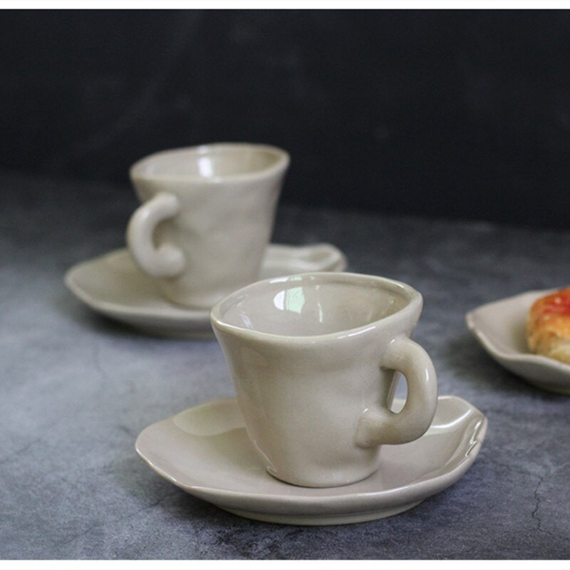Europietiško stiliaus klasikinis kavos puodelis su lėkšte Keraminis kavos puodelis Popietės arbatos rinkinys Kavinė Kavos puodelis Gėrimų indai namų dekoras