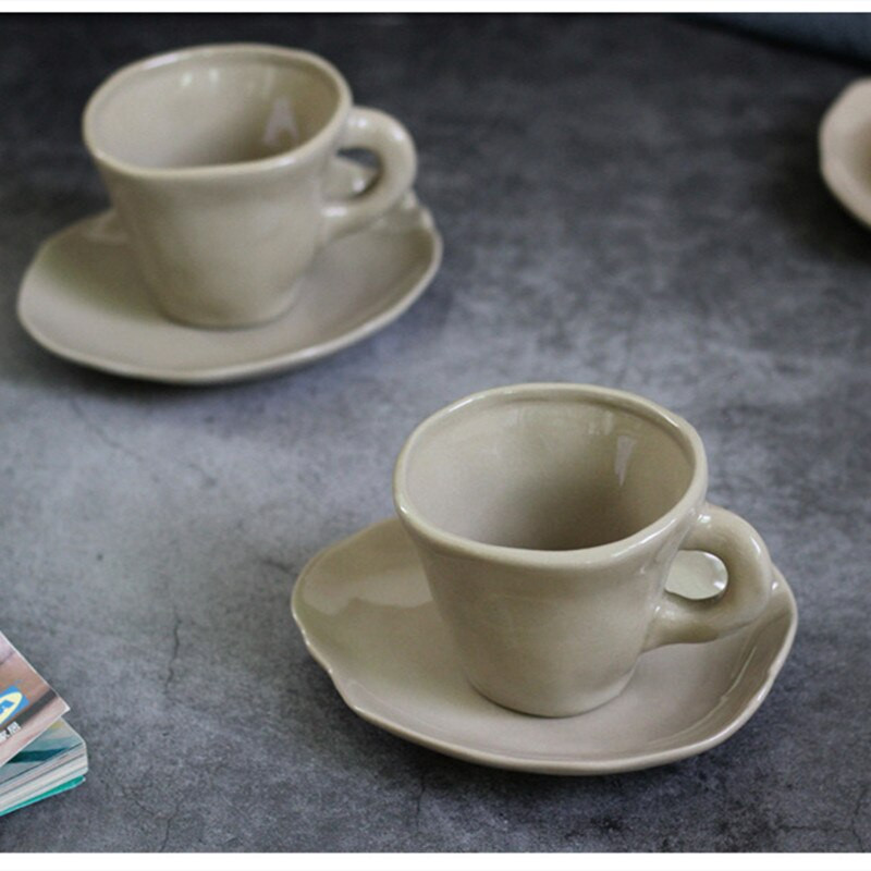 Europietiško stiliaus klasikinis kavos puodelis su lėkšte Keraminis kavos puodelis Popietės arbatos rinkinys Kavinė Kavos puodelis Gėrimų indai namų dekoras