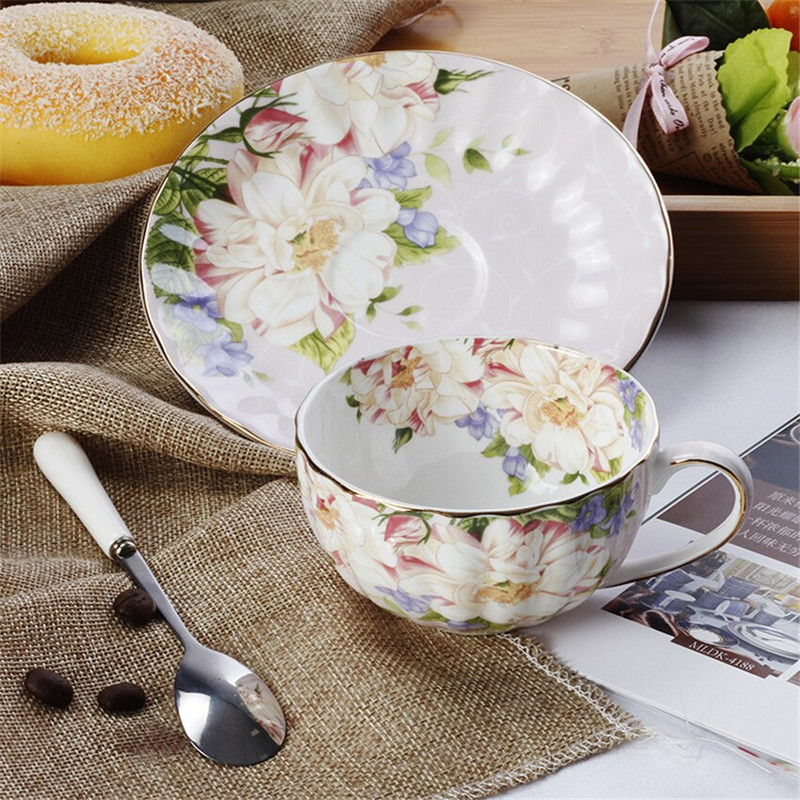 Europska keramička posuda za šalicu romantično poslijepodnevno cvijeće šalica za čaj od koštanog porculana šalica za kavu šalica za kavu kreativna šalica za crni čaj vjenčani dar