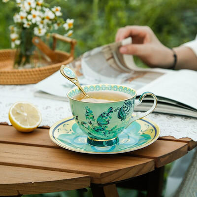 „European Bone China“ kavos puodelio ir lėkštučių rinkinys Didžiosios Britanijos popietės arbatos rinkinys Išskirtinis retro keramikos džiunglių atspaudų puodelis Dovana namuose