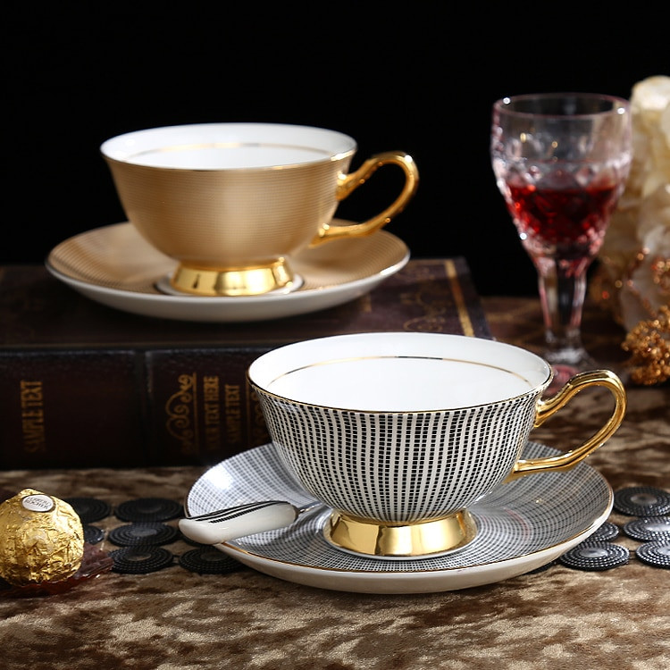 Kávéscsésze Szett Bone China Kávéscsészék Teáscsészék Porcelán bögre Esküvői Dekoráció Otthoni Kiegészítők
