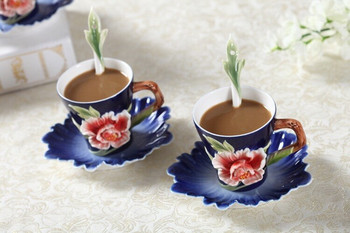 European Underglaze Color Peony Cup και πιατάκι με φλάντζα σμάλτο ζωγραφισμένο στο χέρι Φλιτζάνι καφέ και πιατάκι σετ Δημιουργικό φλιτζάνι και πιατάκι