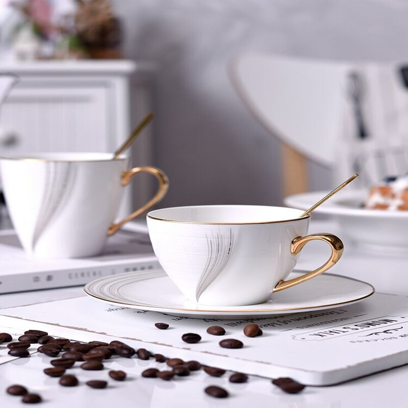 ceașcă de cafea pentru Europa ceașcă din porcelană ceașcă ceașcă și farfurii linguriță set design tazas de cafe ceașcă espresso cafea europeană 220-300ml