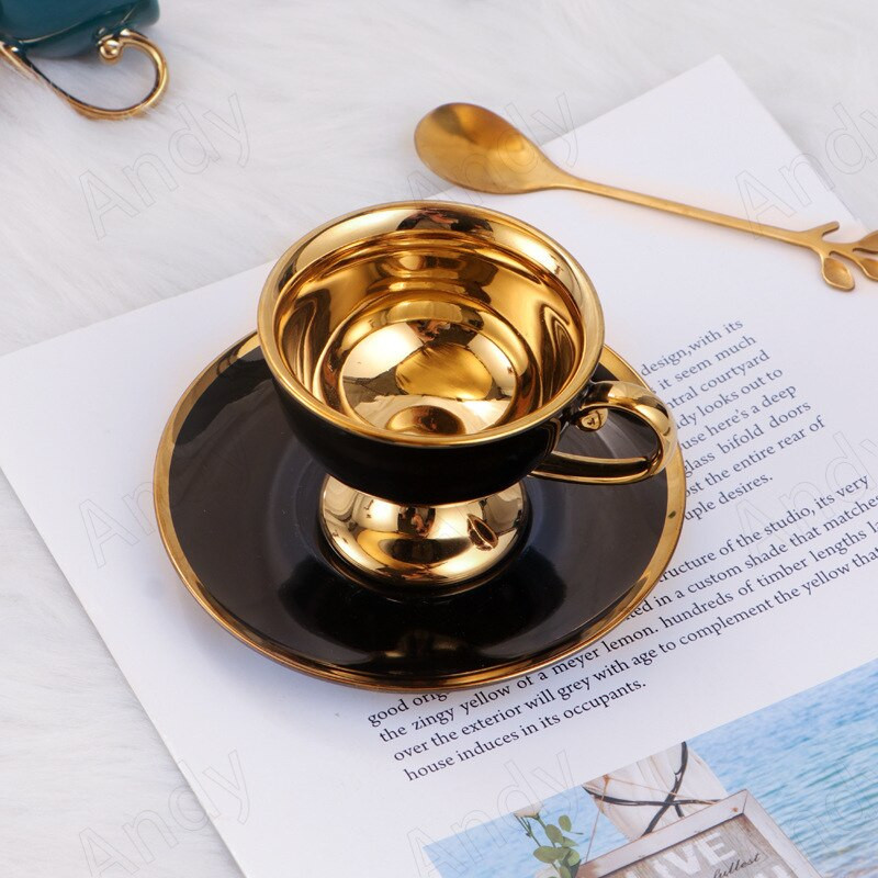 Modern Bone China csésze és csészealj szettek francia aranyozott Decora irodai kávéscsésze készletek Golden Stroke otthoni kávéscsészék