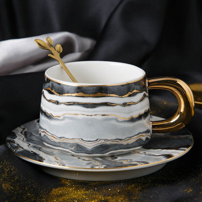 Cadou de Ziua Îndrăgostiților pentru iubita ceașcă de cafea din ceramică ceașcă europeană cu lingură și set de vase cană de lux rafinată