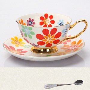 Vyšnių žiedų keraminiai kavos puodeliai ir lėkštės su šaukštu arbatos puodeliai virtuvės gėrimo reikmenys originalumo vestuvinė dovana 220ml