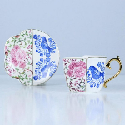 Europska ručno oslikana zlatna retro luksuzna šalica i tanjurić Set od emajlirane fajanse Plavo-bijeli porculan Poslijepodnevni cvijet Šalica za čaj