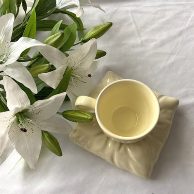Nordic Candy színes kávés csésze és csészealj készlet Kis aranyos gyönyörű csészék és csészealj készlet Porcelán bögre