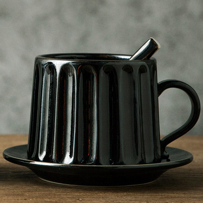 Ceașă de cafea și farfurie din ceramică din coloana romană europeană Jingdezhen Set de căni de cafea retro lucrate manual cu ceașcă de artă din argilă grosieră ceașcă de ceai