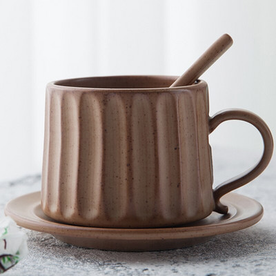 Ceașă de cafea și farfurie din ceramică din coloana romană europeană Jingdezhen Set de căni de cafea retro lucrate manual cu ceașcă de artă din argilă grosieră ceașcă de ceai