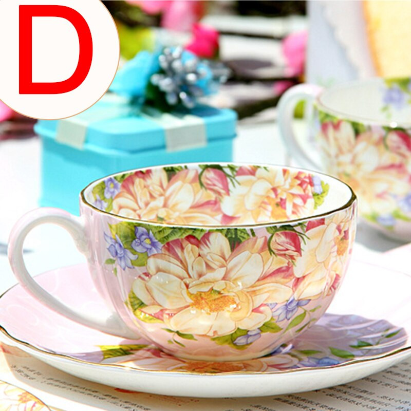 Kávéscsésze készlet Délutáni teás készlet Kerámia brit vörös teás csészealj otthoni készlet Exquisite Bone China retro tea csésze készlet