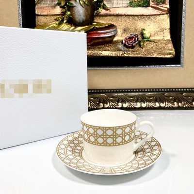 Bone China arany rattan kockás kávéscsésze kerámia tea fekete tea csésze edény állati asztali háborús készlet esküvői és házavató ajándékok