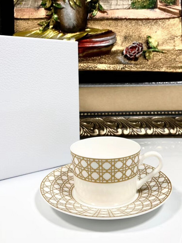 Bone China arany rattan kockás kávéscsésze kerámia tea fekete tea csésze edény állati asztali háborús készlet esküvői és házavató ajándékok