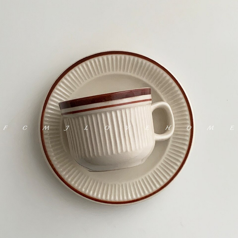 Kis kávés csésze készlet Retro Aranyos Nordic Vintage Tea csésze készlet Utazó edények Török Tazas De Cafe Konyha Étkező Bár EB5BD