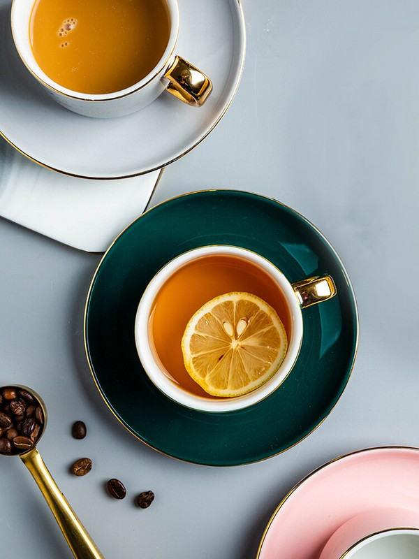 Căni Letter Loves Set farfurioare de cafea Căni nordice cu farfurii Lingură de aur pentru acasă ceai de după-amiază pentru desert taste