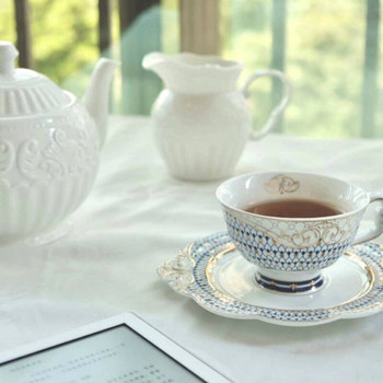 Керамична чаша за кафе в европейски стил лека луксозна чиния за чаша за двойка с лъжица Комплект за чай с цветя в английски стил подарък за домакинско кафене