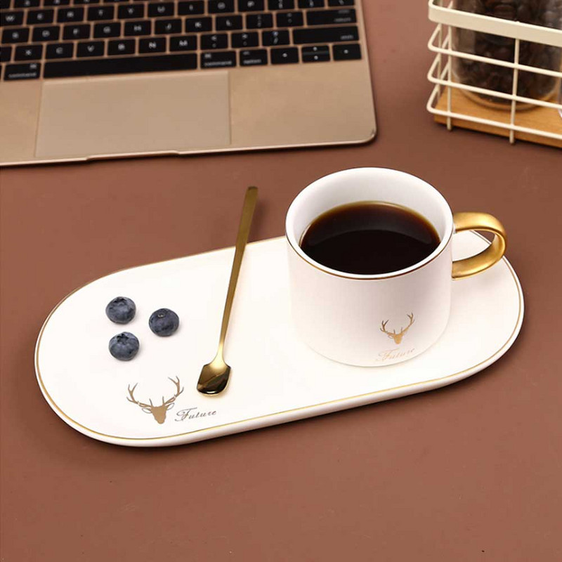 Kávésbögrék Tejescsészék Kerámiák Eszpresszó Eszközök Karácsonyi Arany Peremek Alsóaljak Kanalkészletek Ajándékdobozzal Tea Reggeli Desszert Tányér