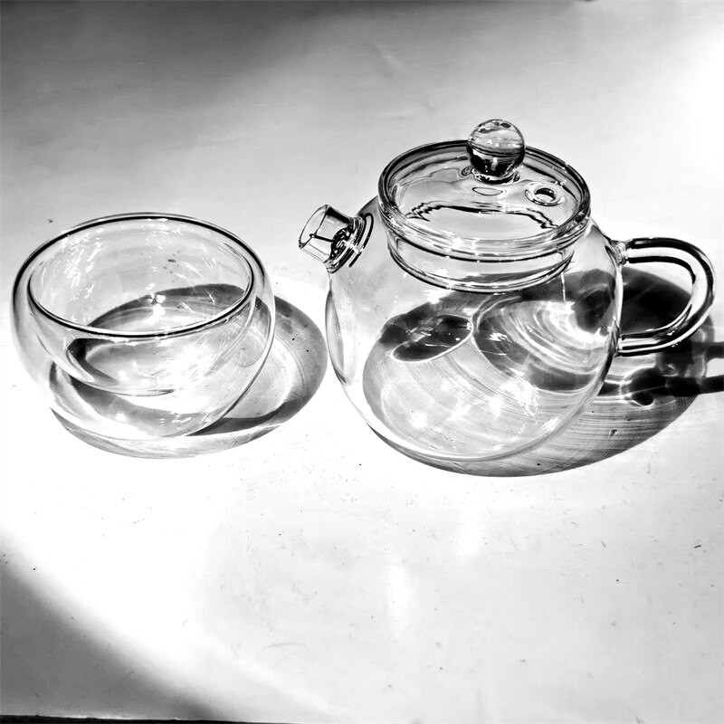 1 db 120 ml-es mini üveg teáskanna és 50 ml-es dupla üveg csésze japán stílusú teafőző hőálló kis edényes szűrős teaszett