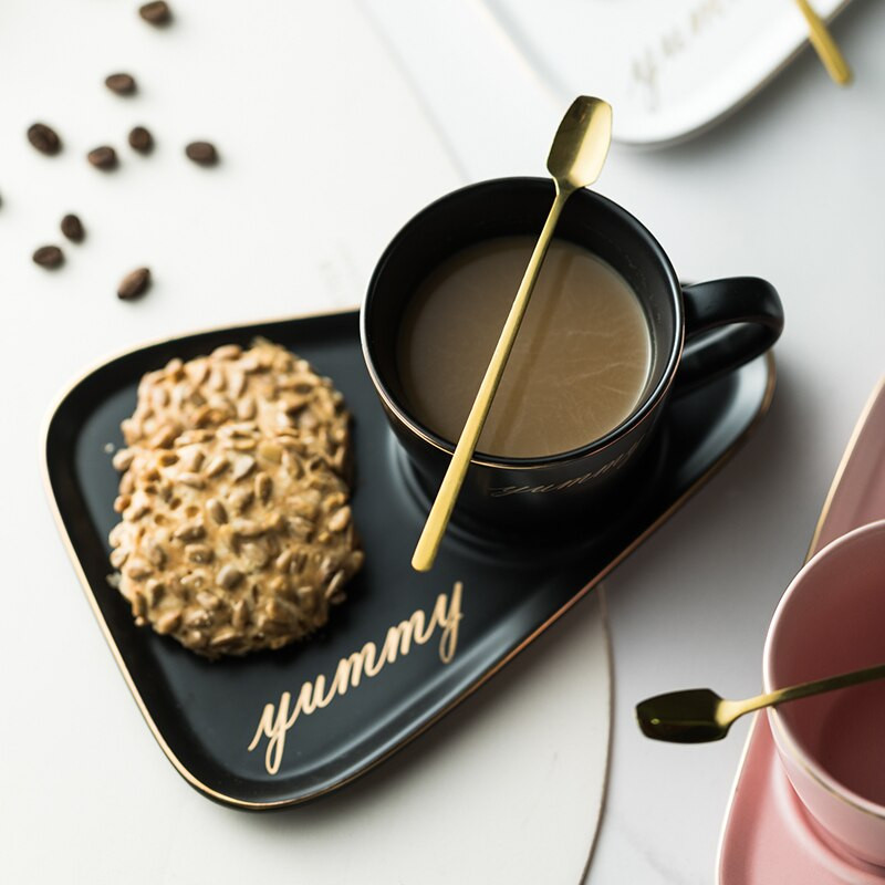 Phnom Penh kávéscsésze és csészealj kanál Dim Sum délutáni teás edénytálca Kreatív könnyű luxus európai stílusú kávéscsésze