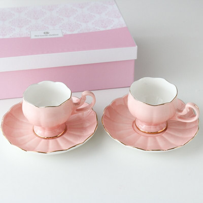 Серия керамични елегантни розови лалета с висока чаша и чинийка/подаръчна кутия чаша и чинийка