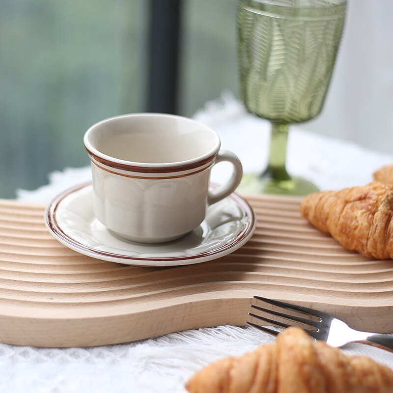 Bögrék Kávéscsészék Kerámia Retro Egyszerű teáscsészék és csészealj készletek Kávéscsésze Tazas De Cafe Creativas Reggeli csésze Zabpehely Bardak