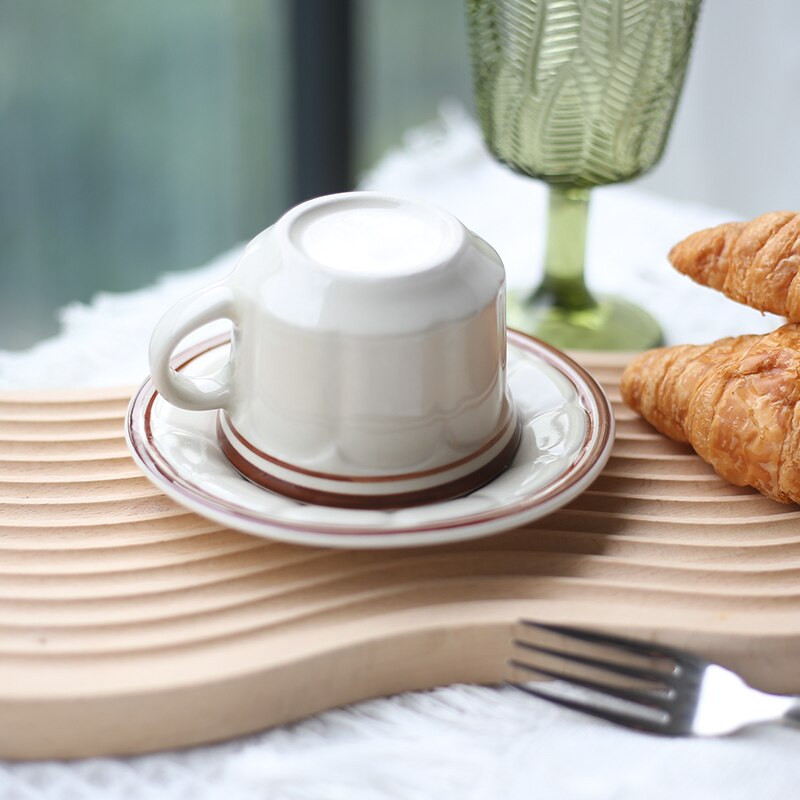 Bögrék Kávéscsészék Kerámia Retro Egyszerű teáscsészék és csészealj készletek Kávéscsésze Tazas De Cafe Creativas Reggeli csésze Zabpehely Bardak