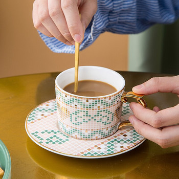 Креативна мозайка Керамика Комплект чаша за кафе и чинийка с лъжица Британски следобеден чай Закуска Чаша за мляко Чаша със златна дръжка Чаша за подарък