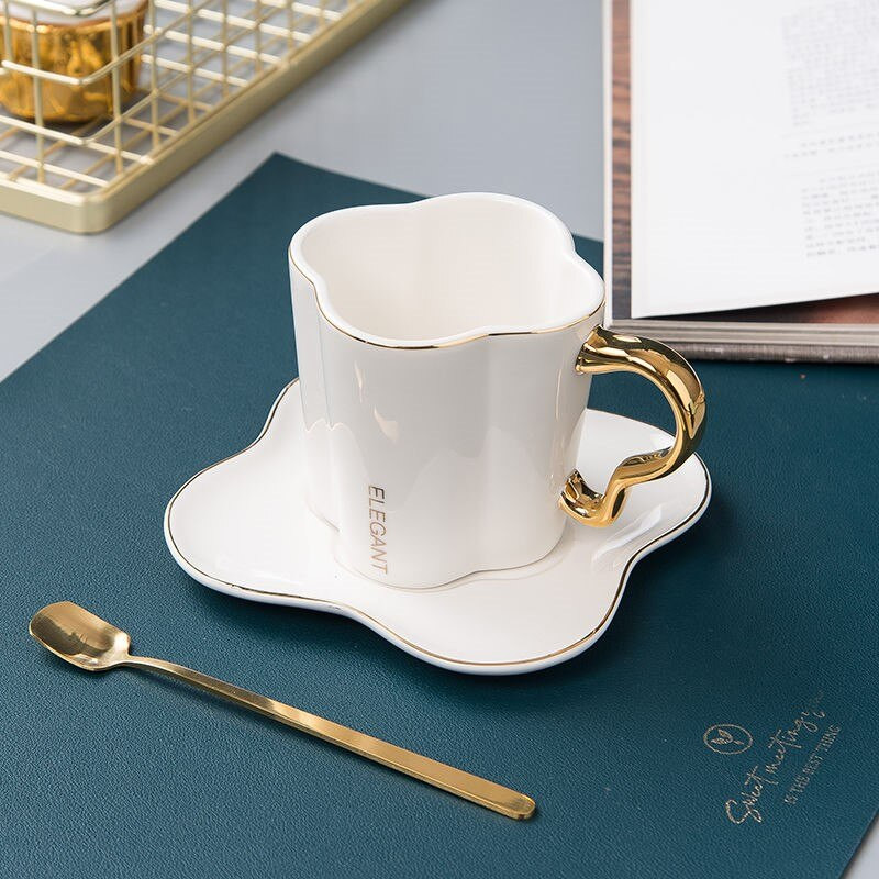 Keramička šalica za kavu i set tanjurića sa žličicom Šalica za mlijeko za doručak Šalica sa zlatnom drškom Šalica za piće Šalica za par prijatelja Veleprodaja