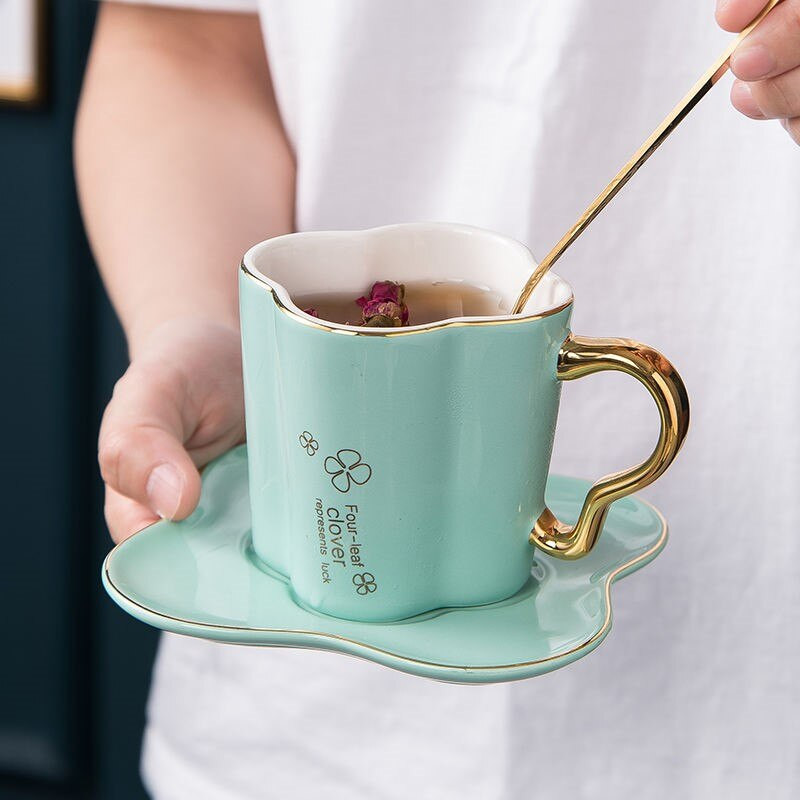 Keramička šalica za kavu i set tanjurića sa žličicom Šalica za mlijeko za doručak Šalica sa zlatnom drškom Šalica za piće Šalica za par prijatelja Veleprodaja