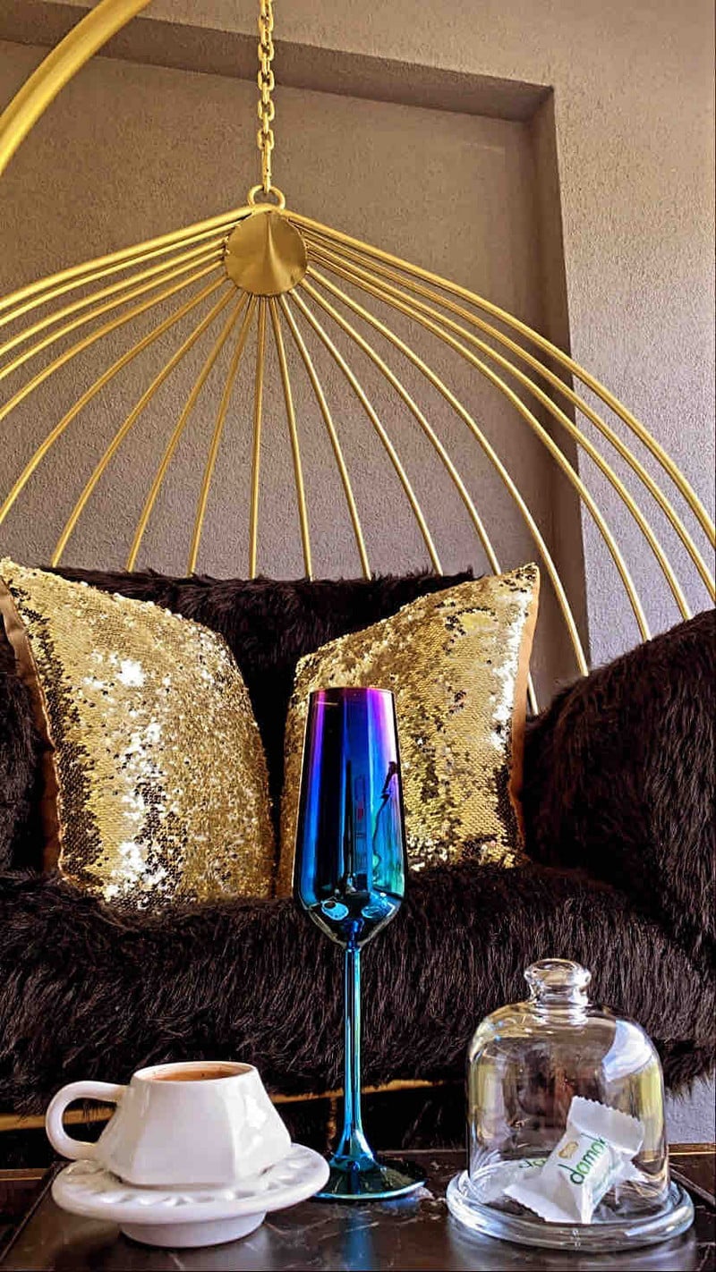 Fehér színű kávéscsésze készlet 2 db vegyes színű minőségi stílusos kerámia csésze és csészealj török kávé espresso 100cc Törökországban készült