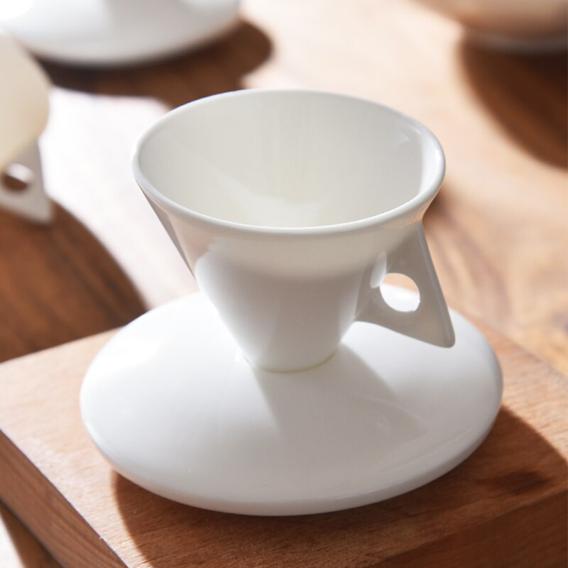Cești de cafea din porcelană de lux ușoară, cu conuri creative, set de căni și farfurii din ceramică, ceașcă de ceai mică, cadou personalizat